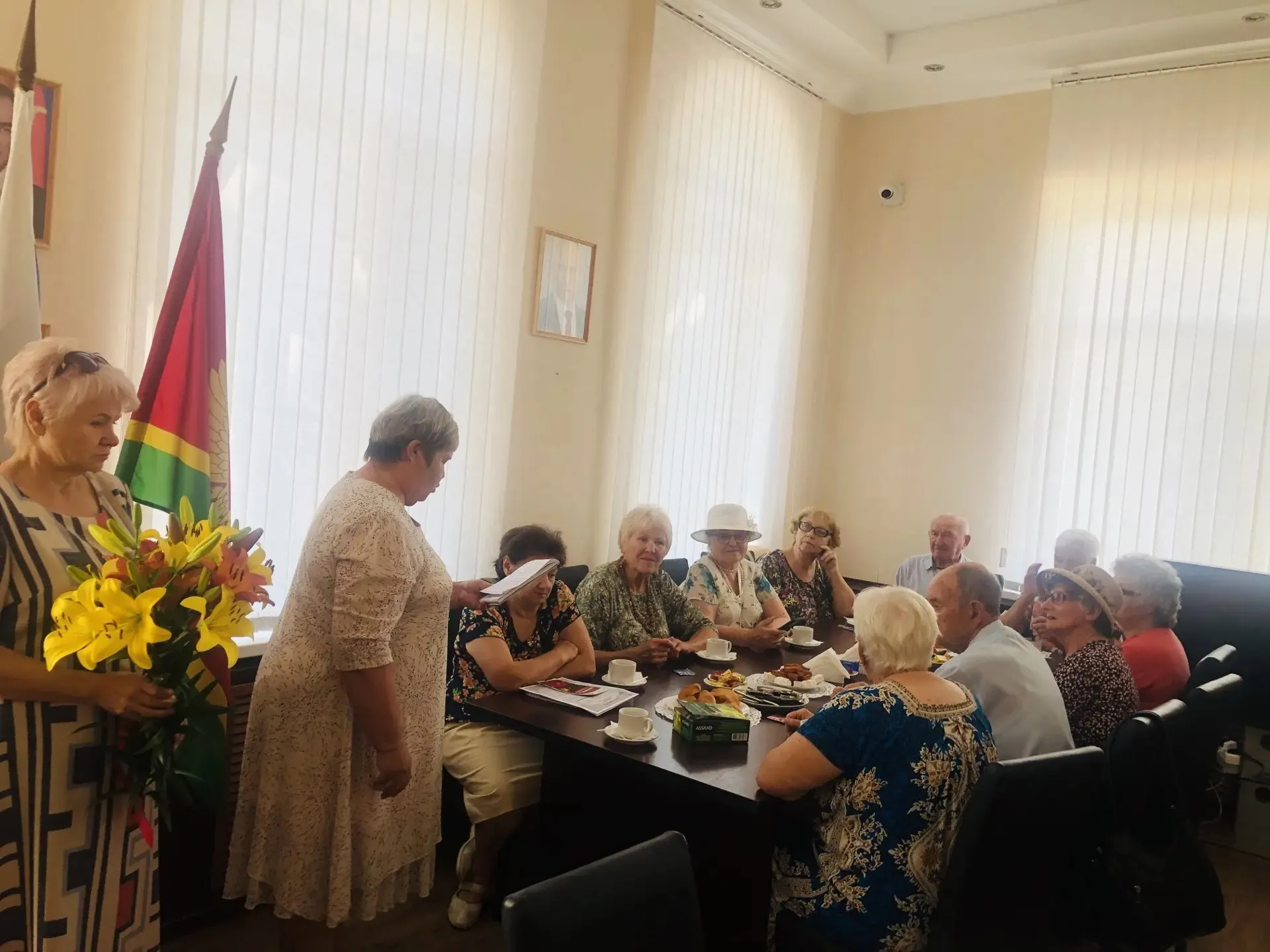 Заседание Совета Ветеранов Новотитаровского сельского поселения и поздравление Титаренко Анны Ивановны с 80-летием