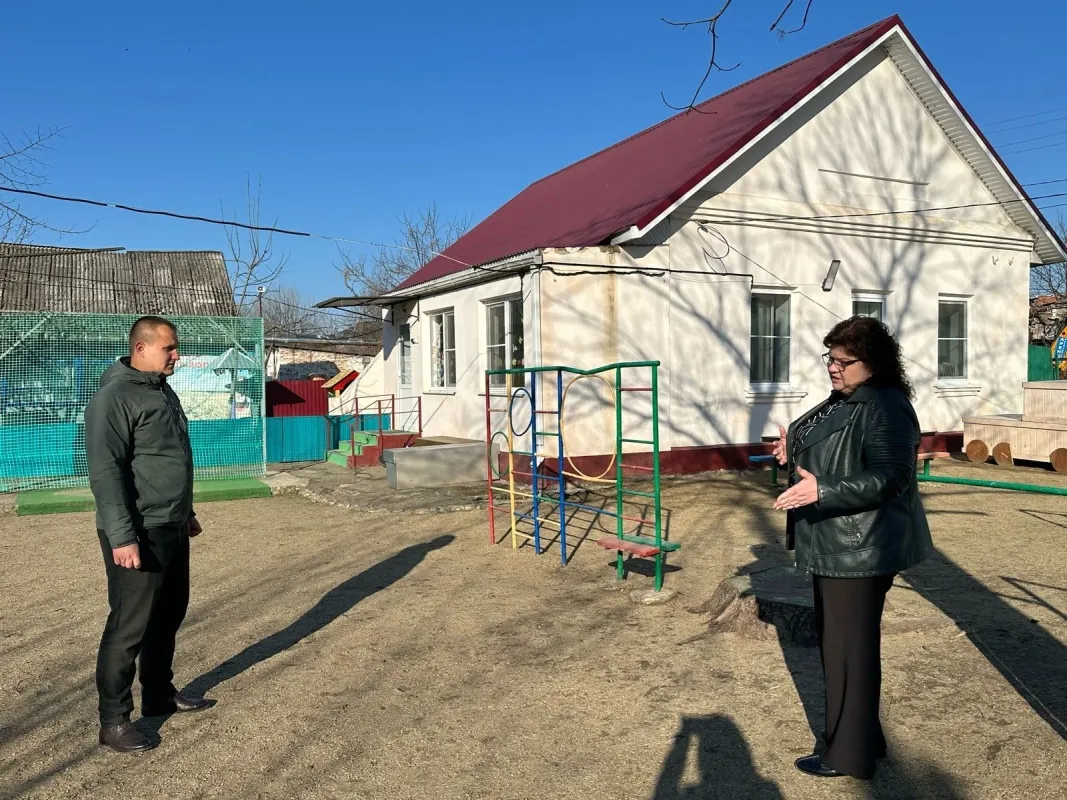 Исполняющий обязанности главы Новотитаровского сельского поселения Семен Васильченко посетил БДОУ МО Динской район "Детский сад №11".