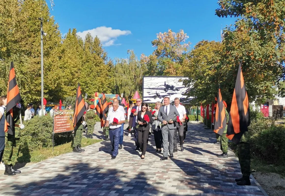 Торжественное возложение цветов в честь освобождения Кубани от немецко-фашистских захватчиков