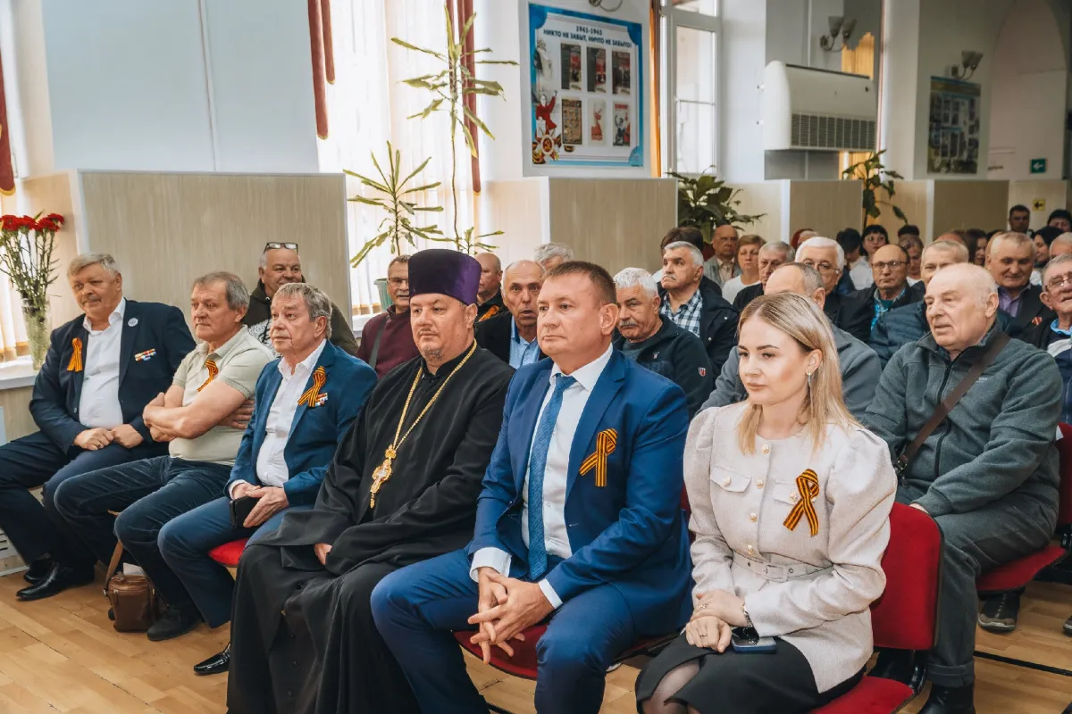 В Центре творчества станицы Новотитаровской состоялась памятная акция «Не гаснет памяти свеча», приуроченная ко Дню памяти погибших в радиационных авариях и катастрофах в России