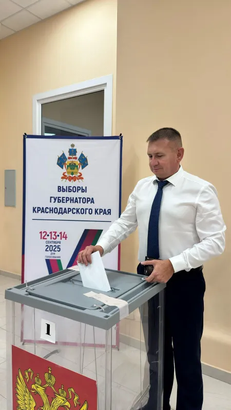 Депутаты Совета Новотитаровского сельского поселения приняли активное участие в выборах!
