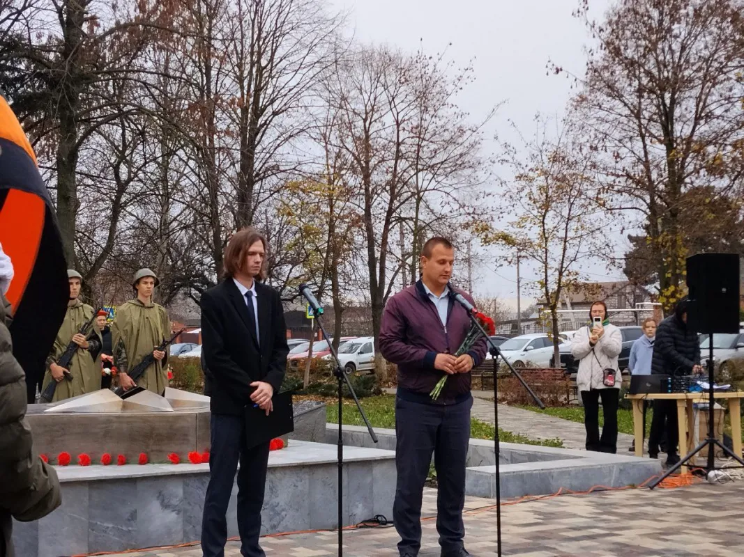 «Имя твое неизвестно, подвиг твой бессмертен»